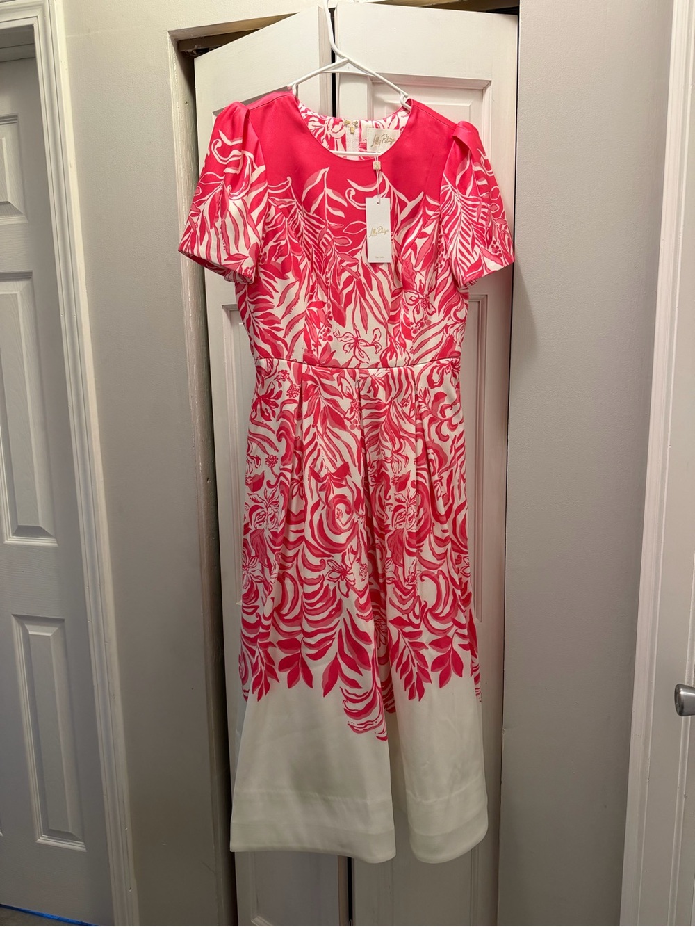 NWT LILLY PULITZER LORADONNA STRETCH MIDI DRESS SIZE 6 SUN SHELL PINK FESTIVE